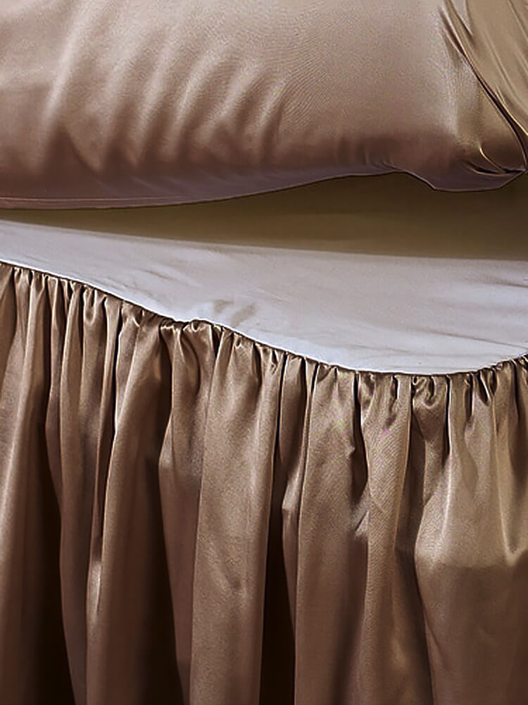 19 Momme Ruffled Silk Bed Skirt