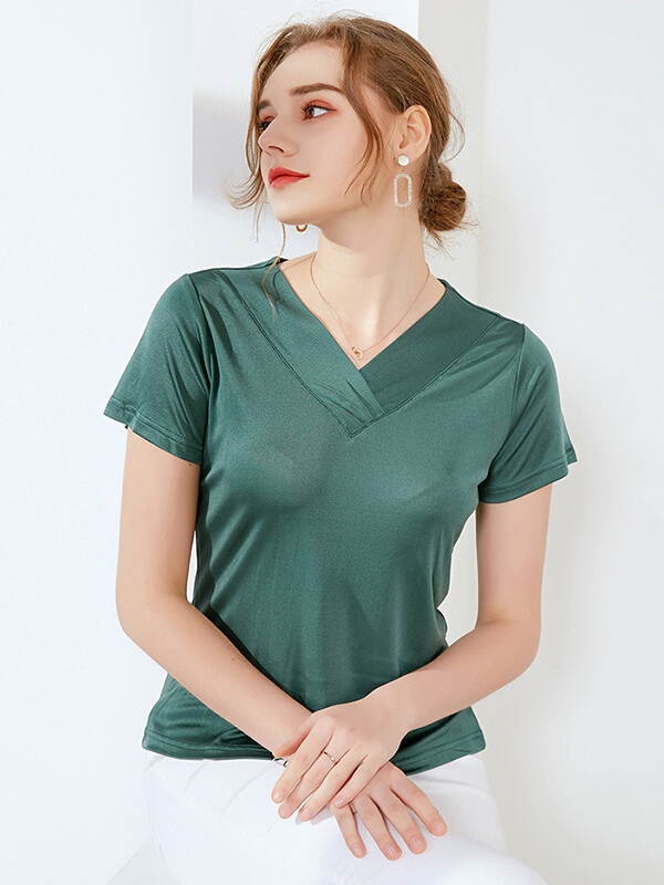 Loose V-neck Short-sleeved Women Silk Knitted T-Shirt