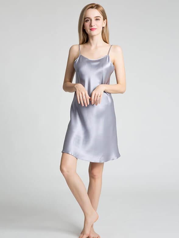 22 Momme Classic Round Neck Mid-Length Silk Chemise