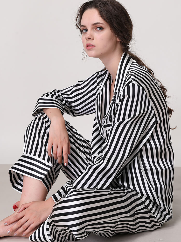 22 Momme Women Luxurious Long Sleeve Striped Silk Pajamas Set