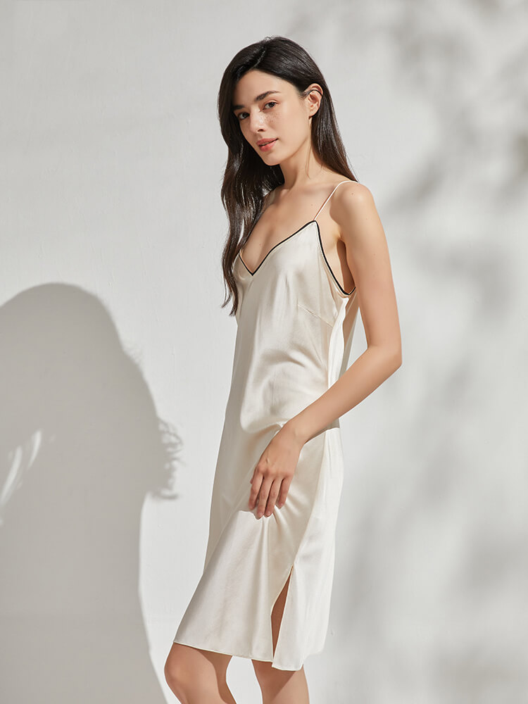 22 Momme Short-sleeve Tie Neck Trimmed Silk Nightdress