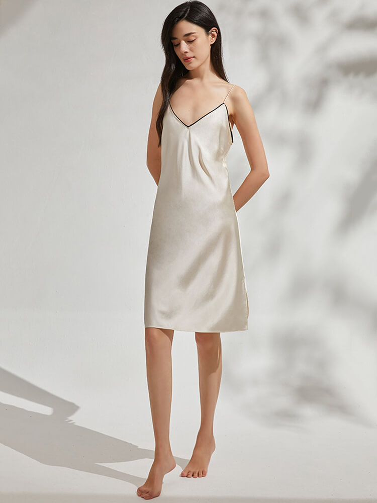 22 Momme Short-sleeve Tie Neck Trimmed Silk Nightdress
