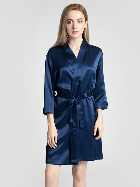 Elegant Kimono Collar Short Silk Robe For Women With Belt