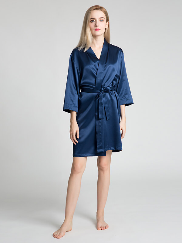 Elegant Kimono Collar Short Silk Robe For Women With Belt