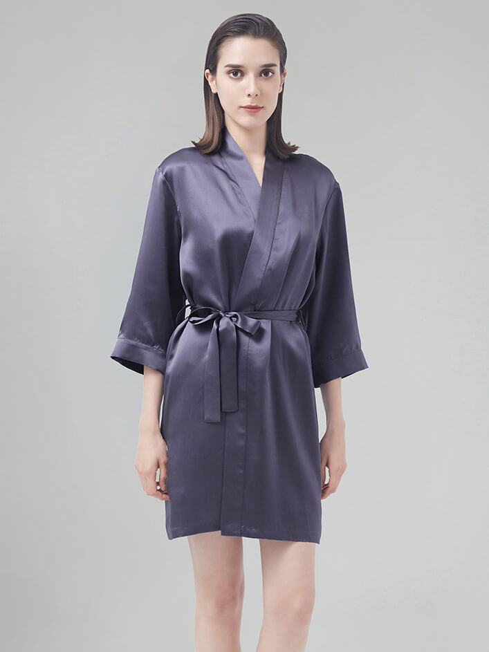 Elegant Kimono Collar Short Silk Robe For Women With Belt