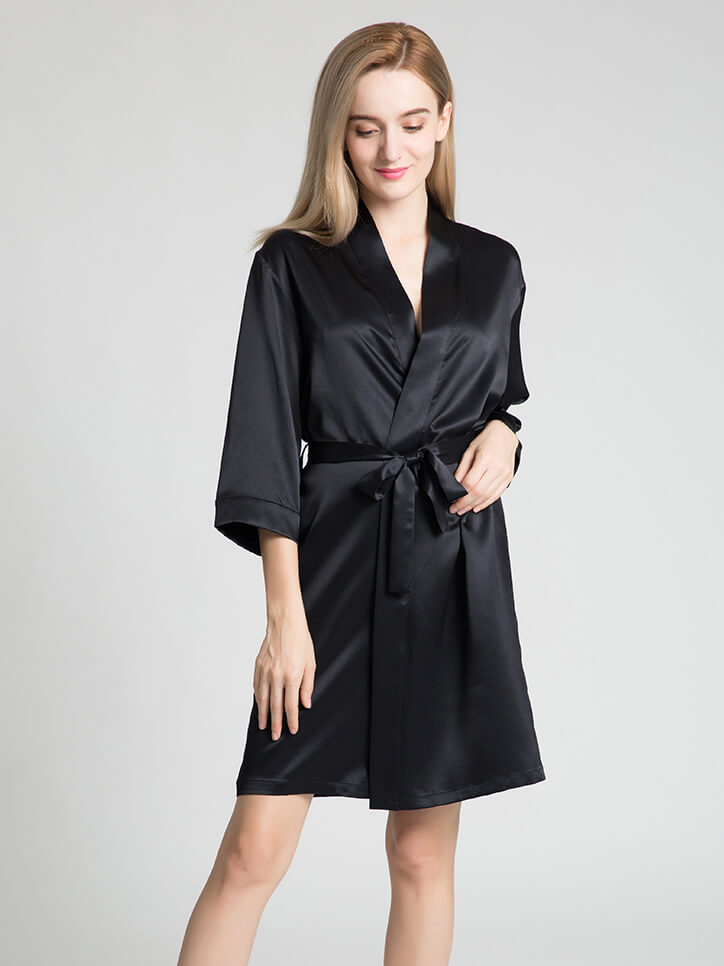 Elegant Kimono Collar Short Silk Robe For Women With Belt