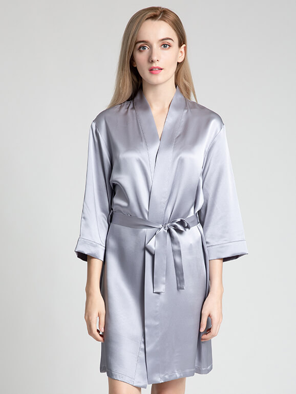 Elegant Kimono Collar Short Silk Robe For Women With Belt