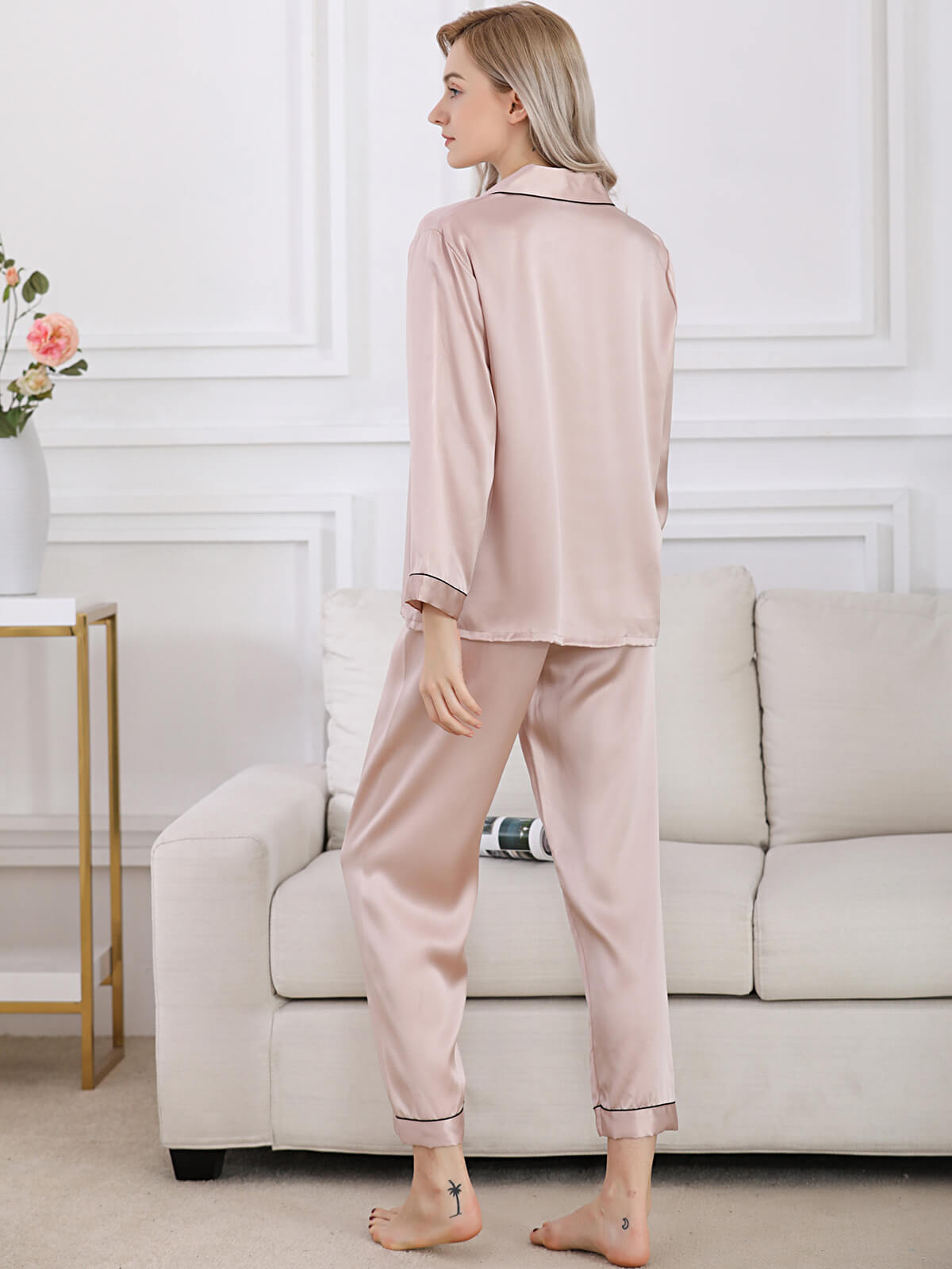 19 Momme Classic Trimmed Long Silk Pajama Set For Women