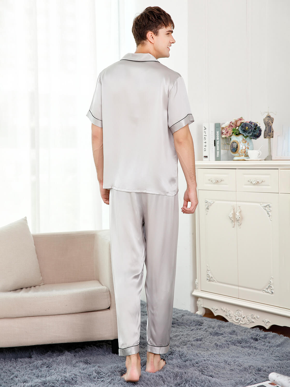 19 Momme Short Sleeved Silk Pajama Set For Men