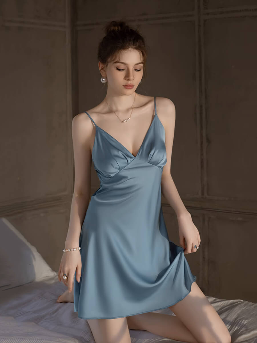 19 Momme Ruched V-Neck Silk Slip Nightgown