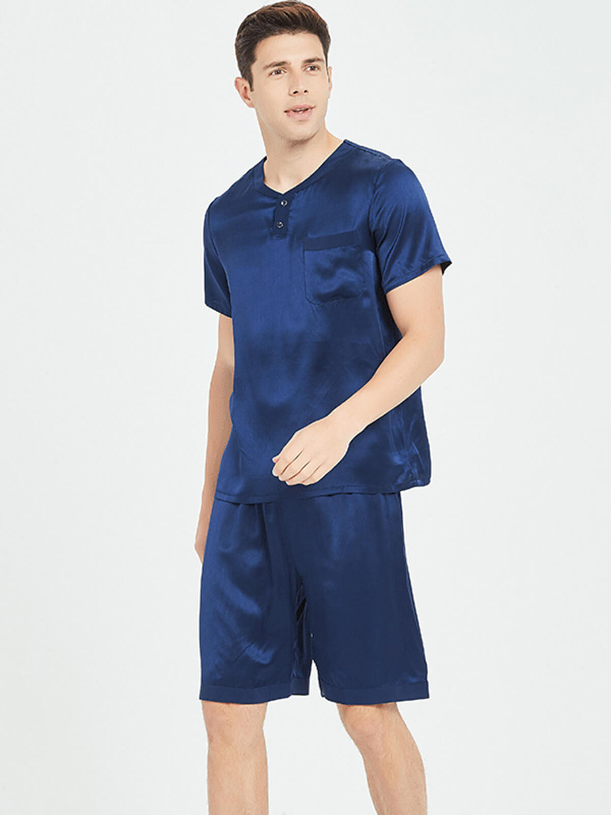 19 Momme Men Round Neck Silk Pajamas Shorts Set - Click Image to Close