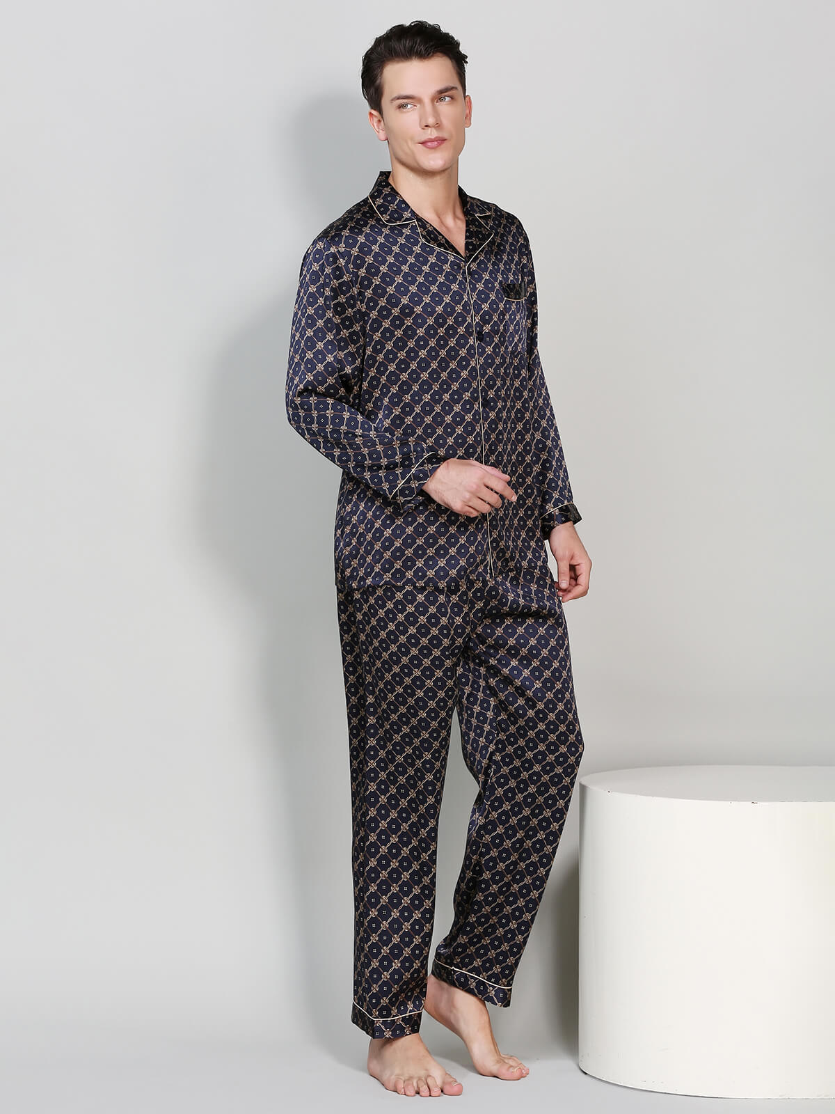 19 Momme Men Luxurious Fashion Printed Silk Pajamas Set