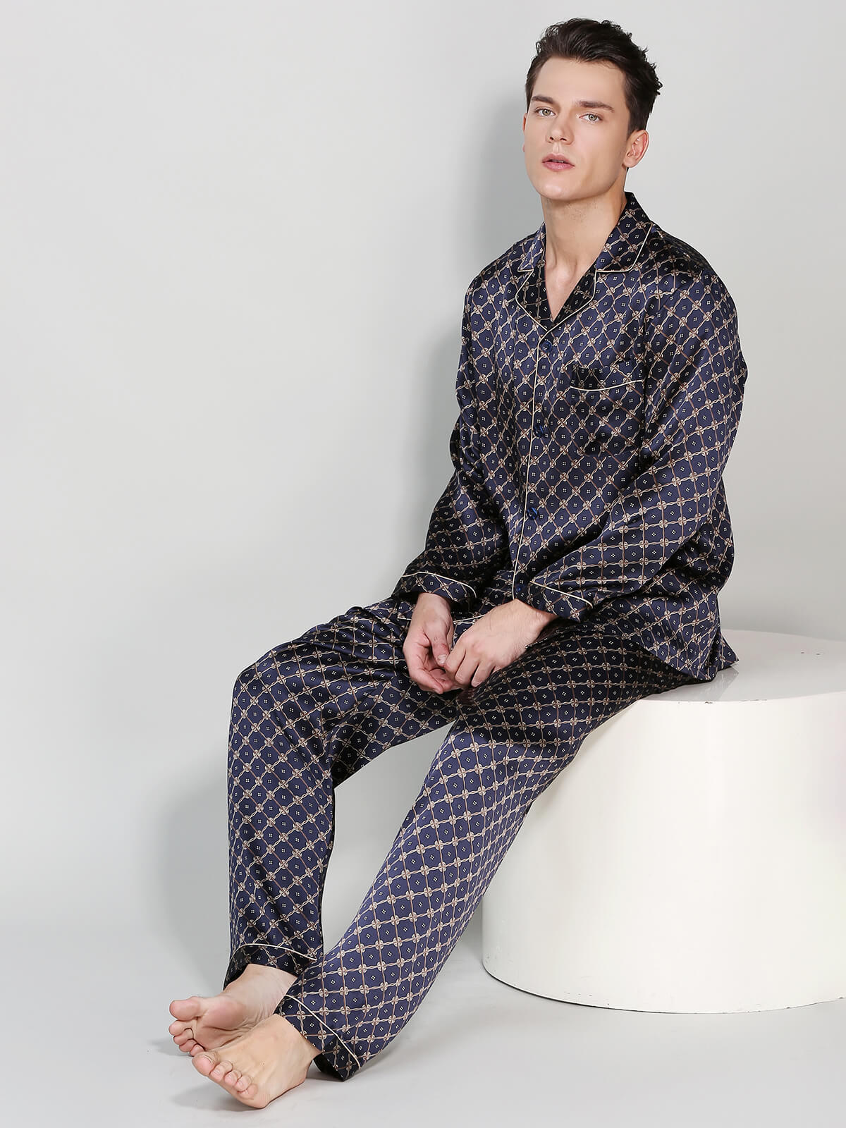 19 Momme Men's Navy Blue Geometric Print Silk Pajama Set