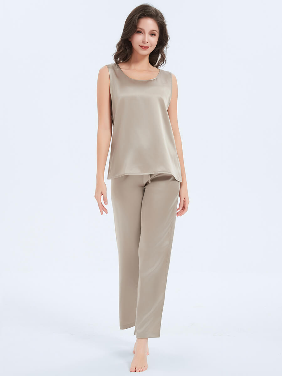 Round Neck Silk Tank Top and Pajama Pants Set for Women