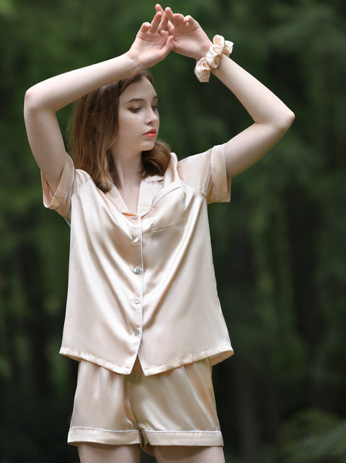 19 Momme Refreshing Silk Pajama Shorts Set For Women