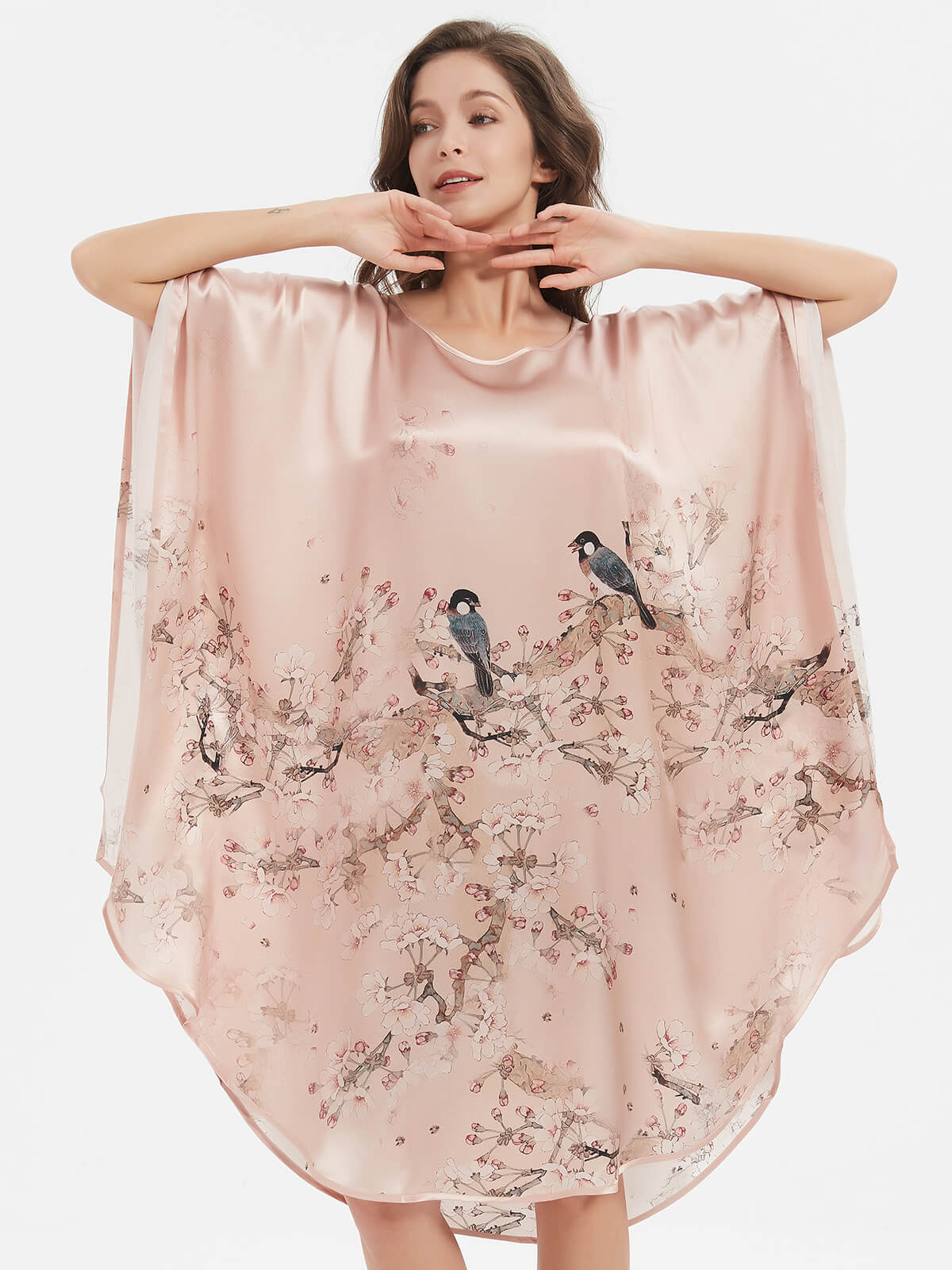19 Momme Soft Silk Pajama Set with Lace Hem