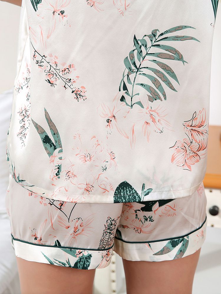 19 Momme Green Leaves Printed Ivory Silk Pajama Shorts Set