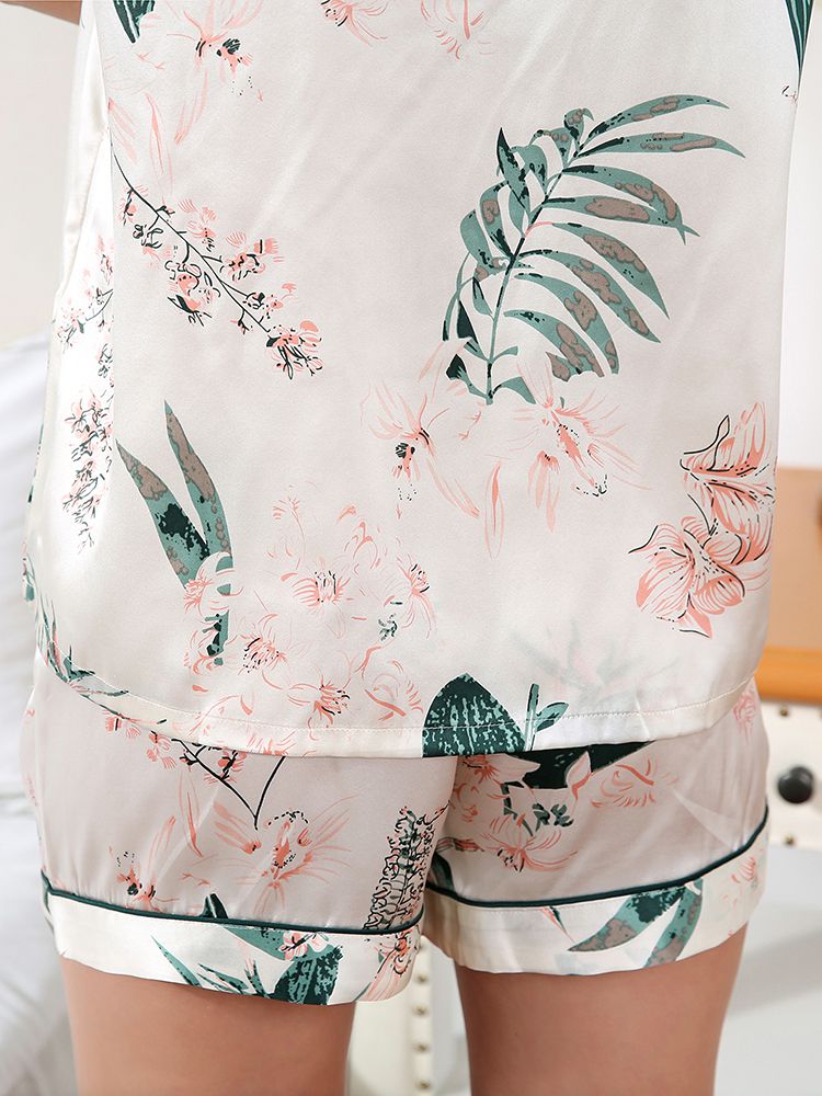 22 Momme Leaves Printed 100% Silk Pajama Shorts Set