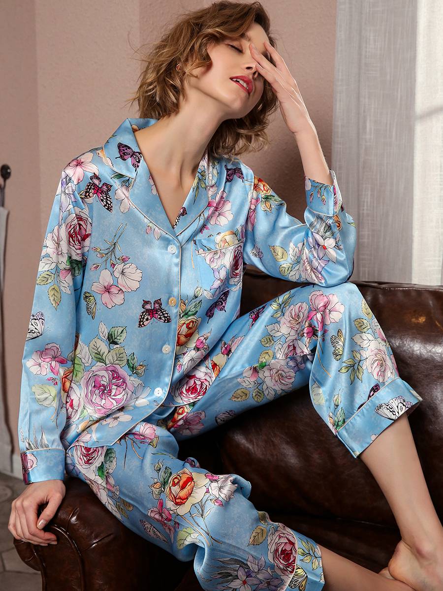 22 Momme Butterfly Print Floral Silk Pajama Set for Women