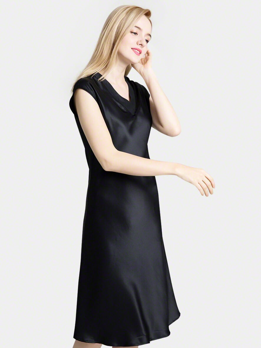 22 Momme V-Neck Elegant Mid-Length Silk Nightgown Drop Shoulders