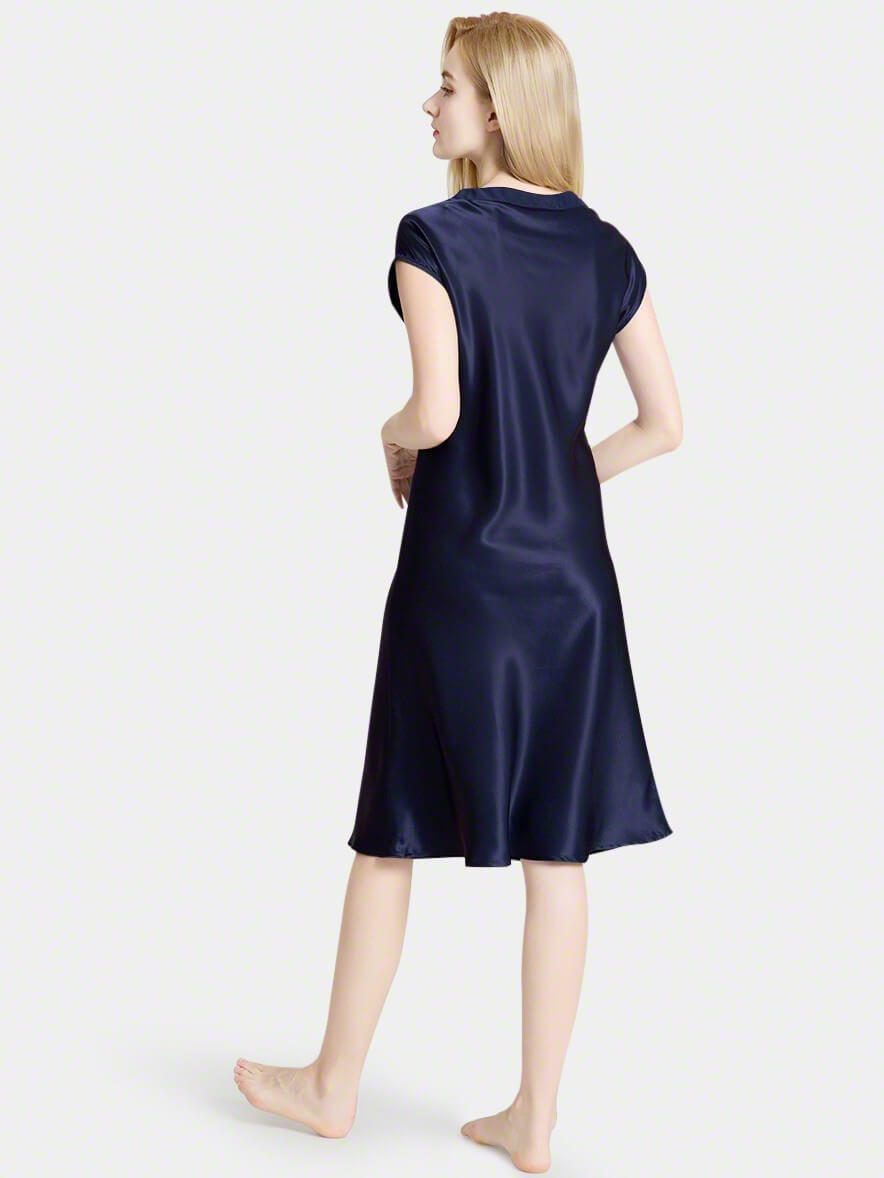 22 Momme V-Neck Elegant Mid-Length Silk Nightgown Drop Shoulders