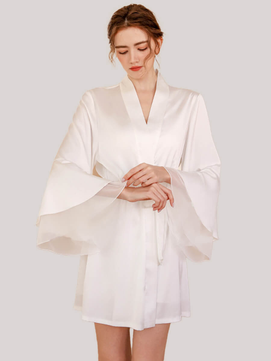 19 Momme Elegant White Silk Wedding Robe with Soft Silk Mesh