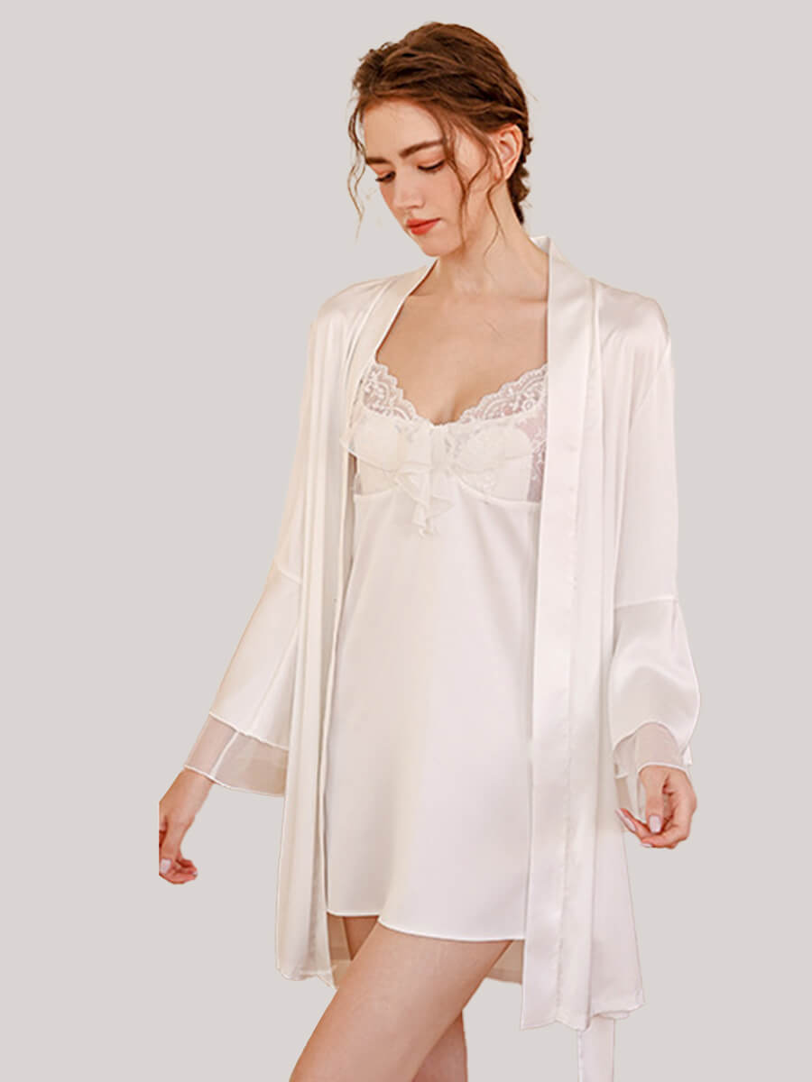 19 Momme Elegant White Silk Wedding Robe with Soft Silk Mesh