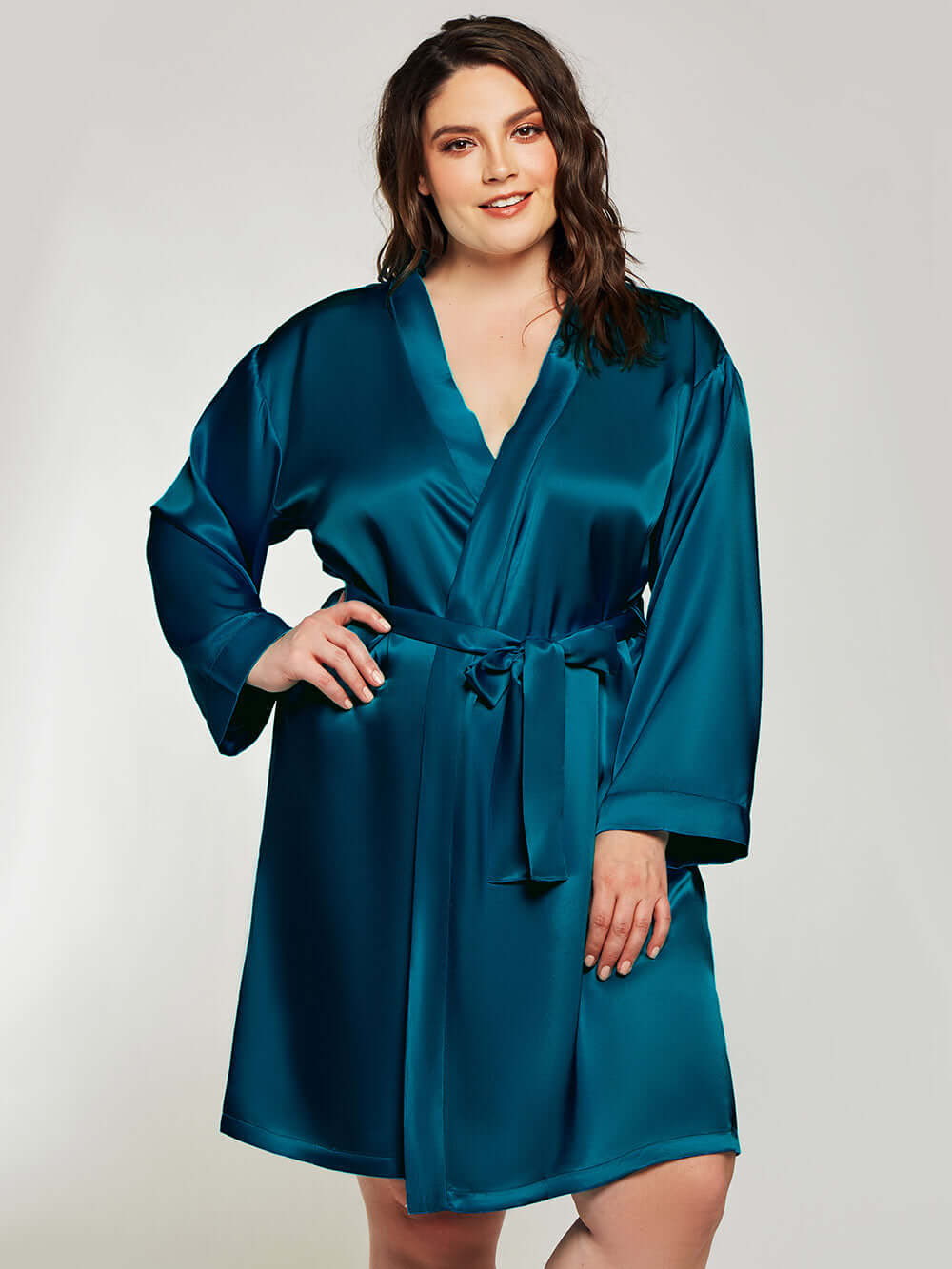 19 Momme Comfortable and Stylish Plus Size Silk Robe For Women