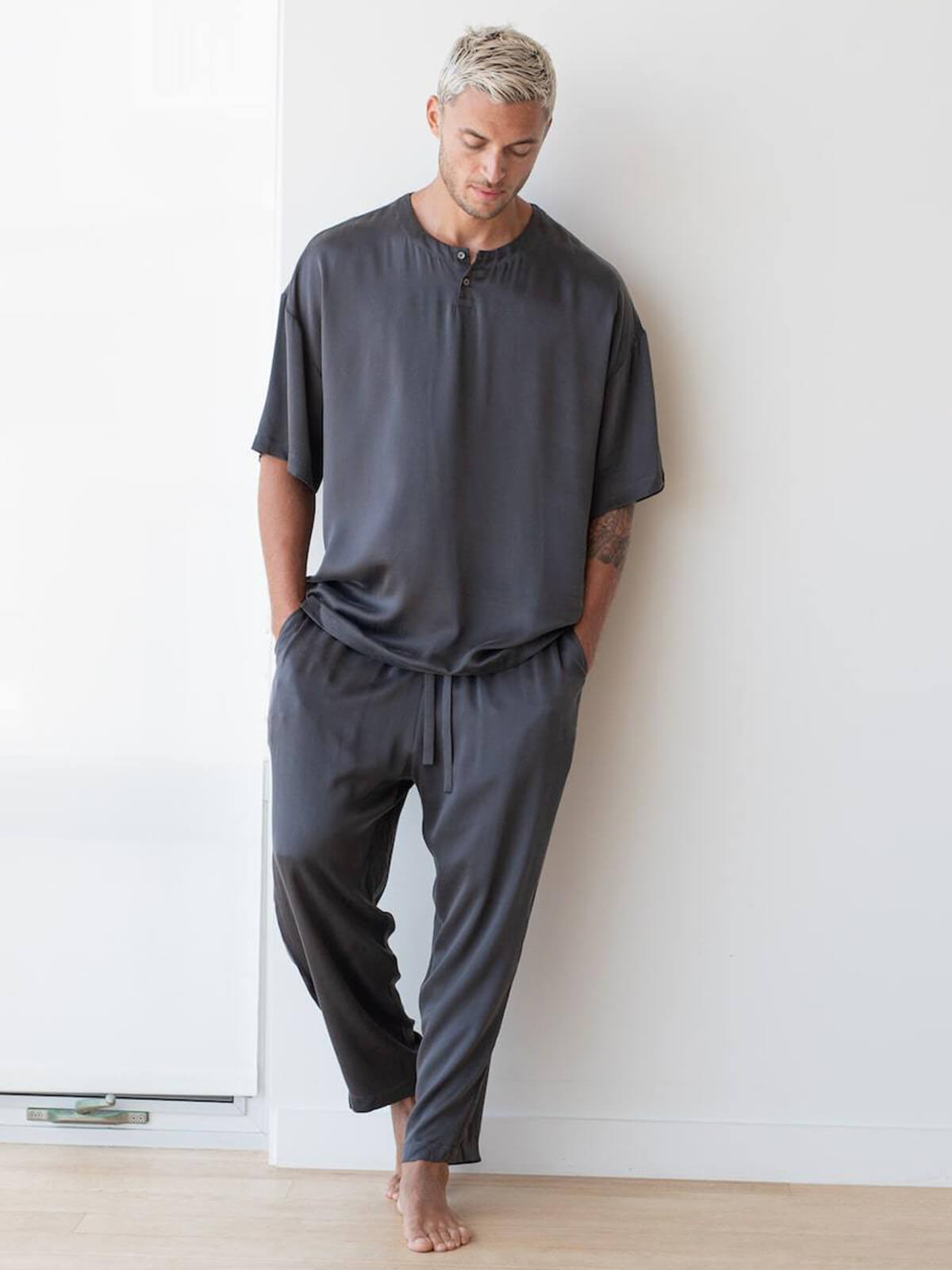 19 Momme Mens Round Neck Short-sleeve Silk Pajama Set