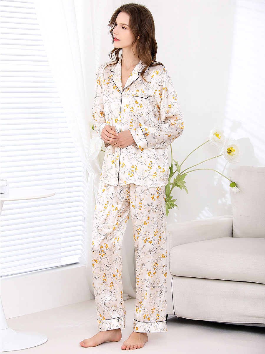 19 Momme Branch Print Long White Silk Pajama Set for Women