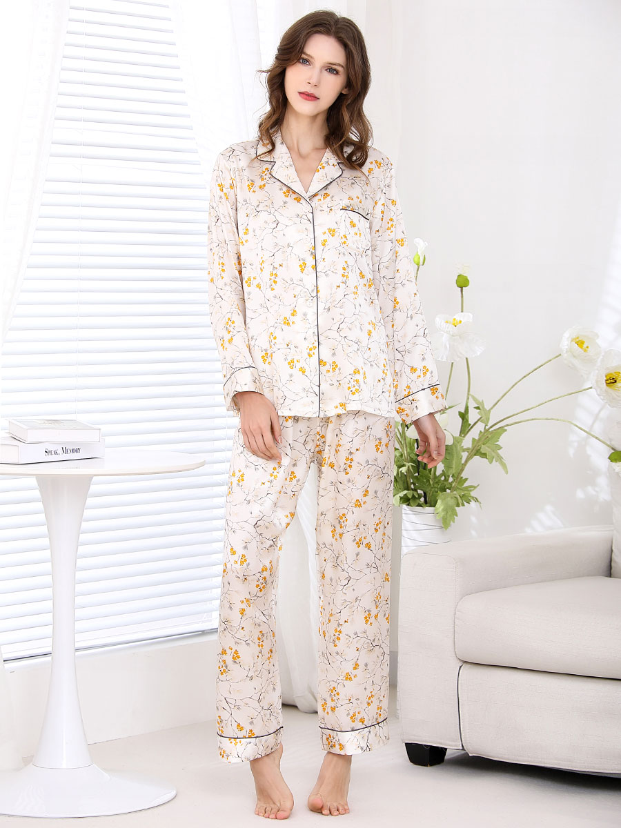 19 Momme Branch Print Long White Silk Pajama Set for Women