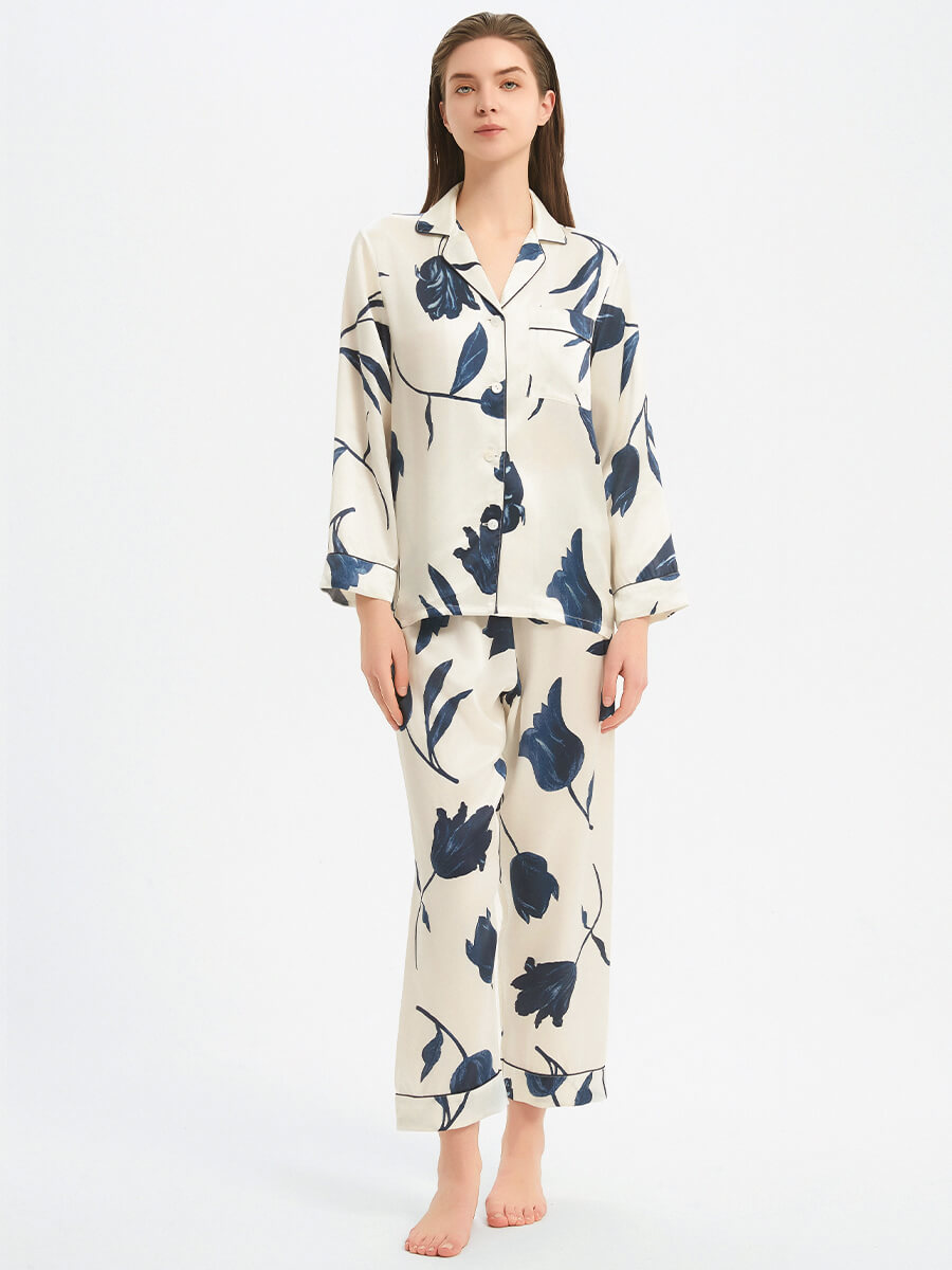 22 Momme White and Navy Lily Floral Printed Silk Pajama Set