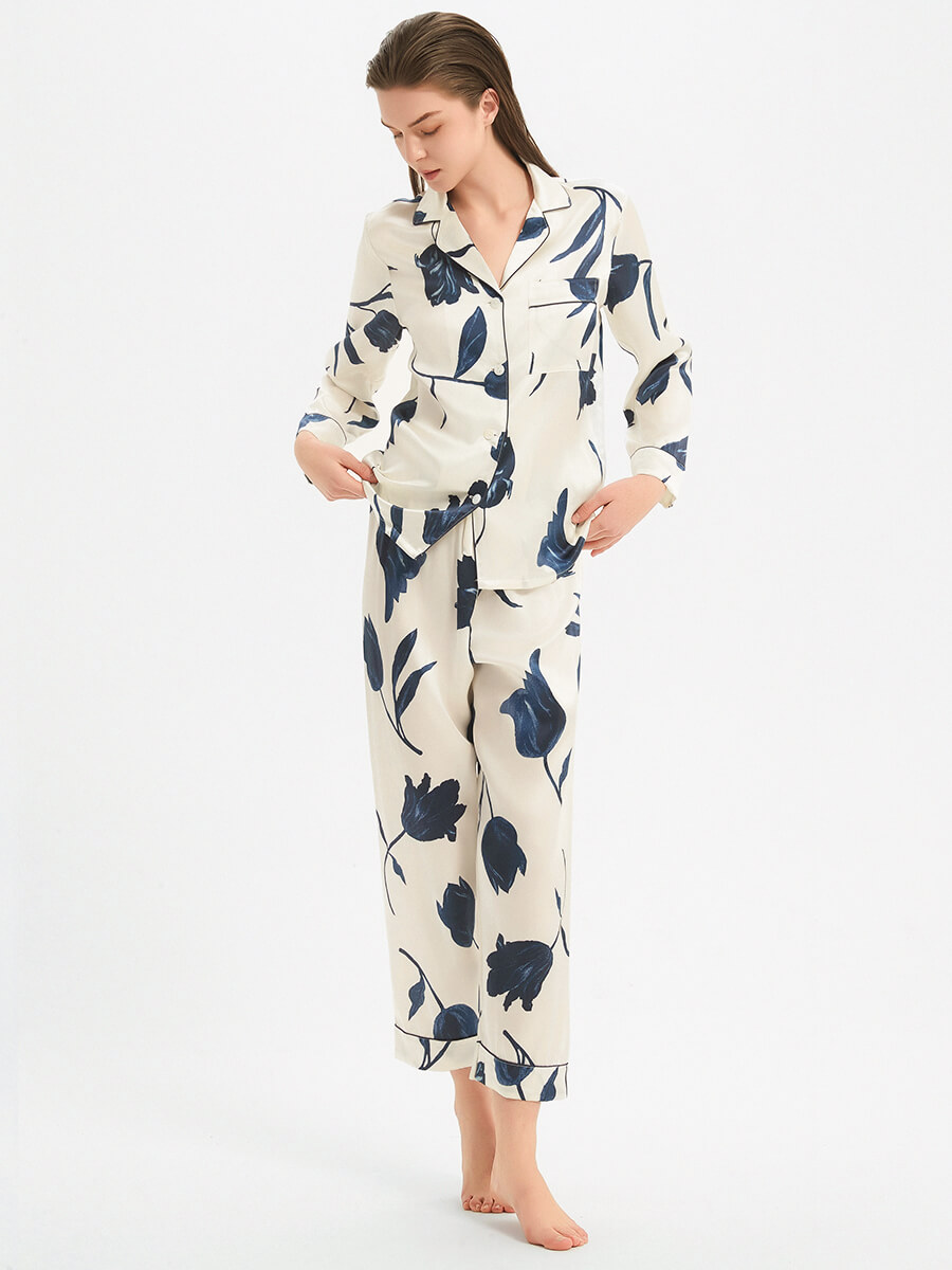 22 Momme White and Navy Lily Floral Printed Silk Pajama Set