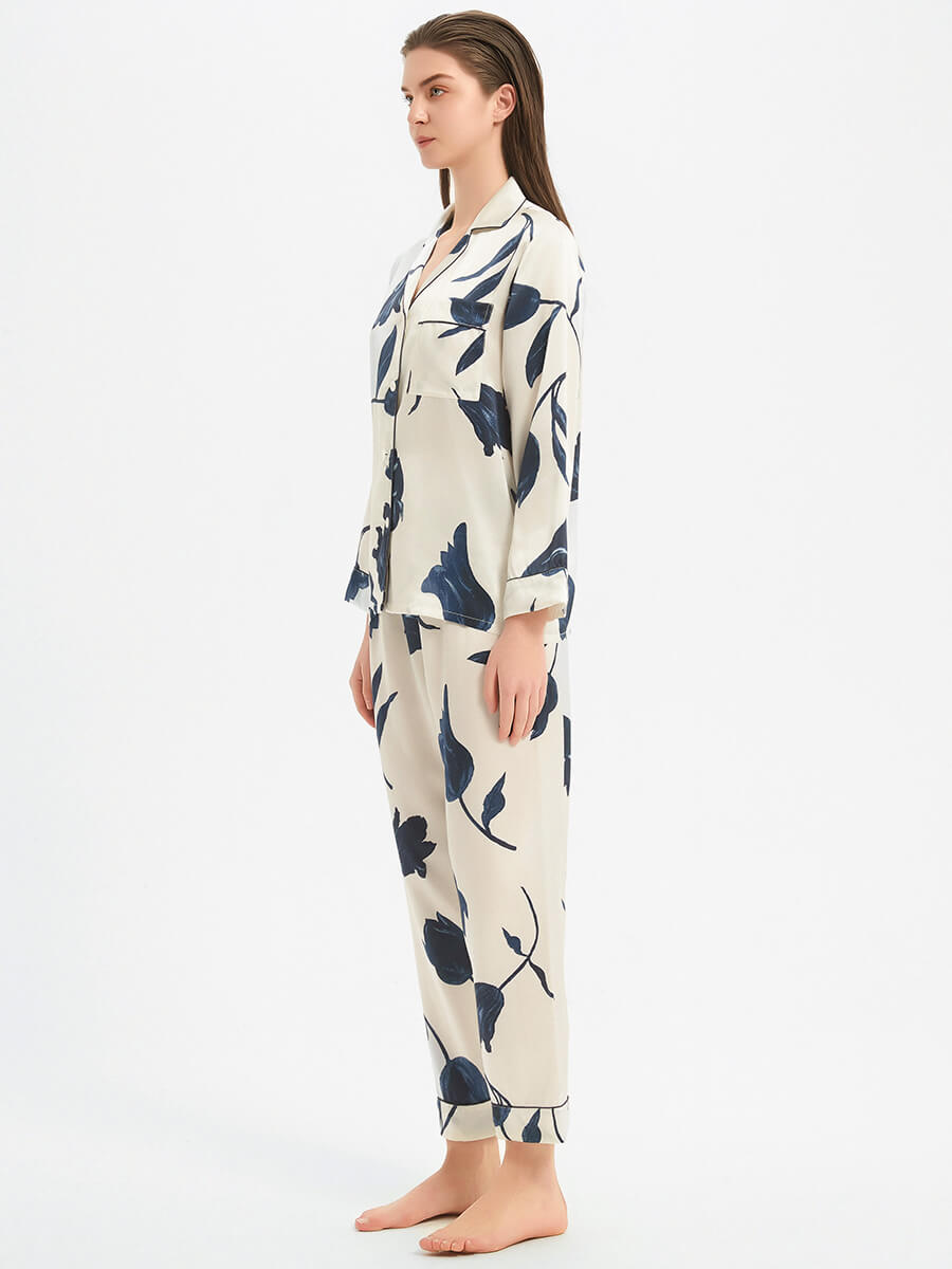 22 Momme White and Navy Lily Floral Printed Silk Pajama Set