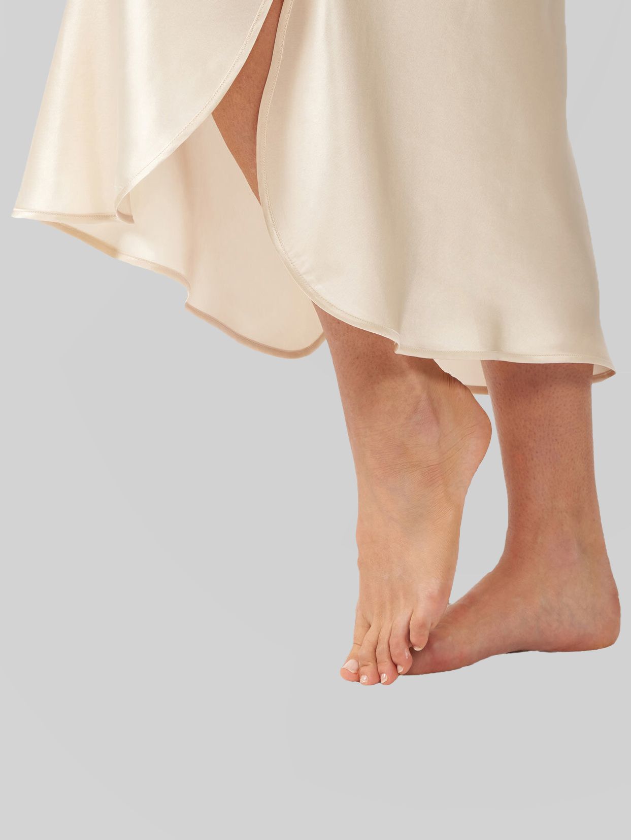 Luxury Cap Sleeve Round Neck Long Silk Nightdress with Slits