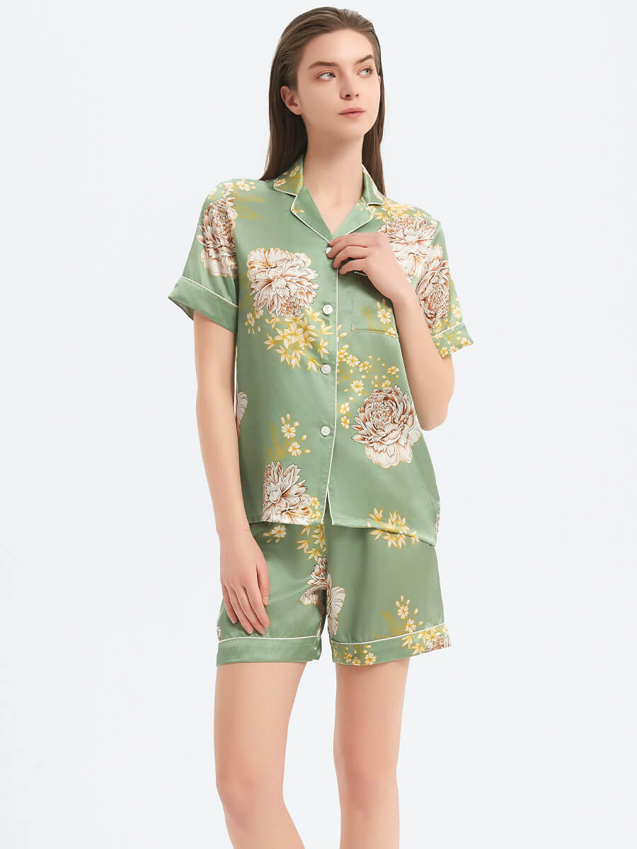 22 Momme Sage Green Floral Print Short Sleeve Silk Pajama Set