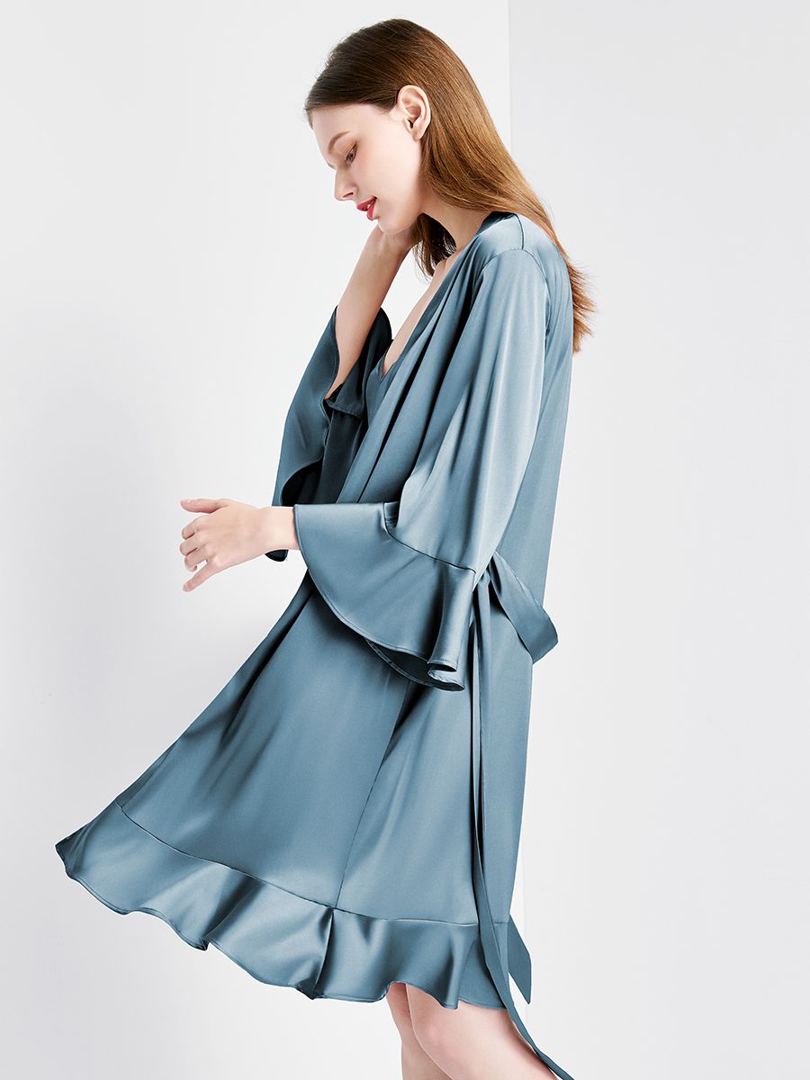 19 Momme Feminine Ruffled Short Silk Robe