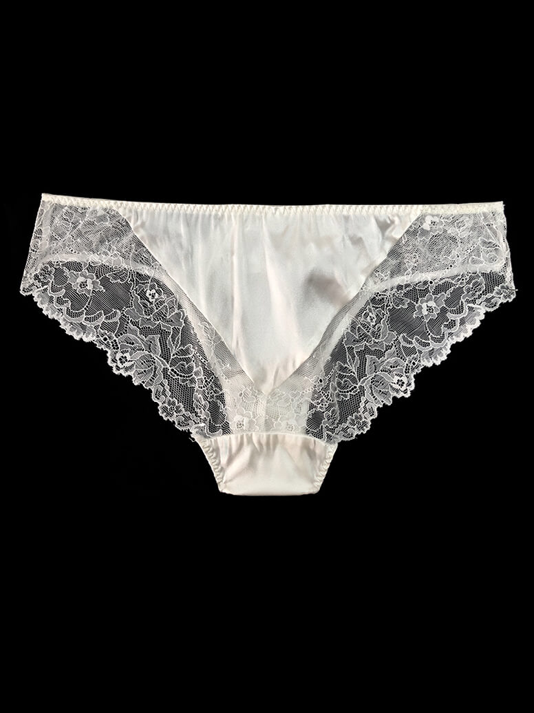 Comfortable Silk Underwear For Women With Soft Lace