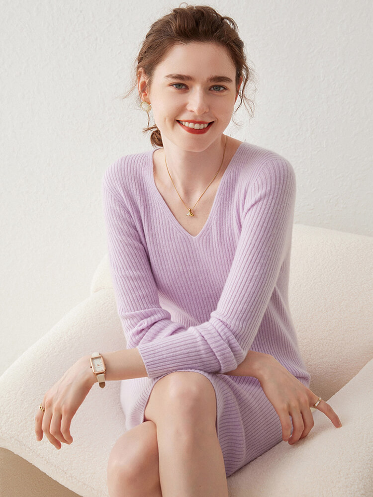 Long Sleeve Slim Fit V-Neck Ribbed Cashmere Knit Dress