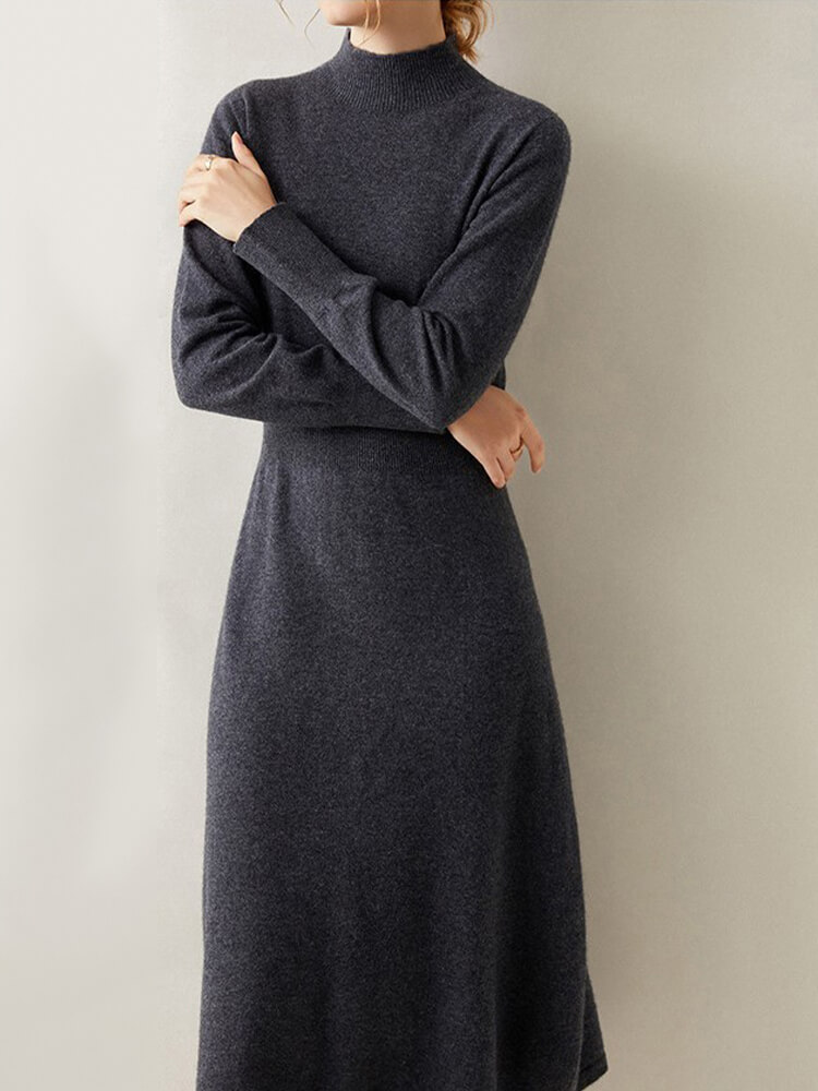 Elegant Mock Neck Long-Sleeve Cashmere Midi Dress