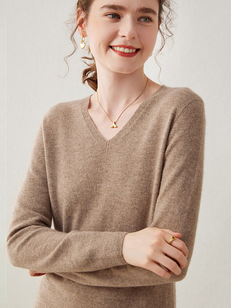 Cozy Long-Sleeve Classic V-Neck Cashmere Midi Dress