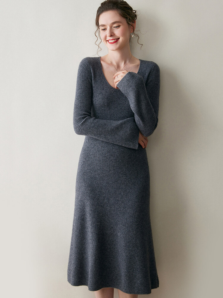 Ribbed 100% Cashmere Scoop Neck Flared Sleeve Midi Dress