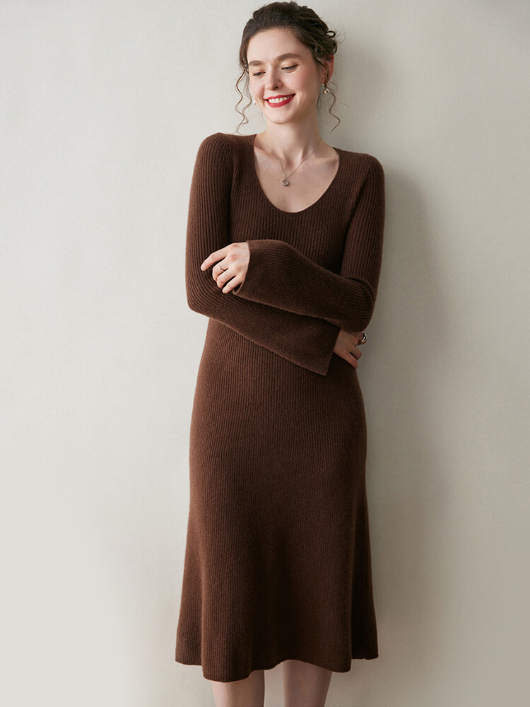 Ribbed 100% Cashmere Scoop Neck Flared Sleeve Midi Dress