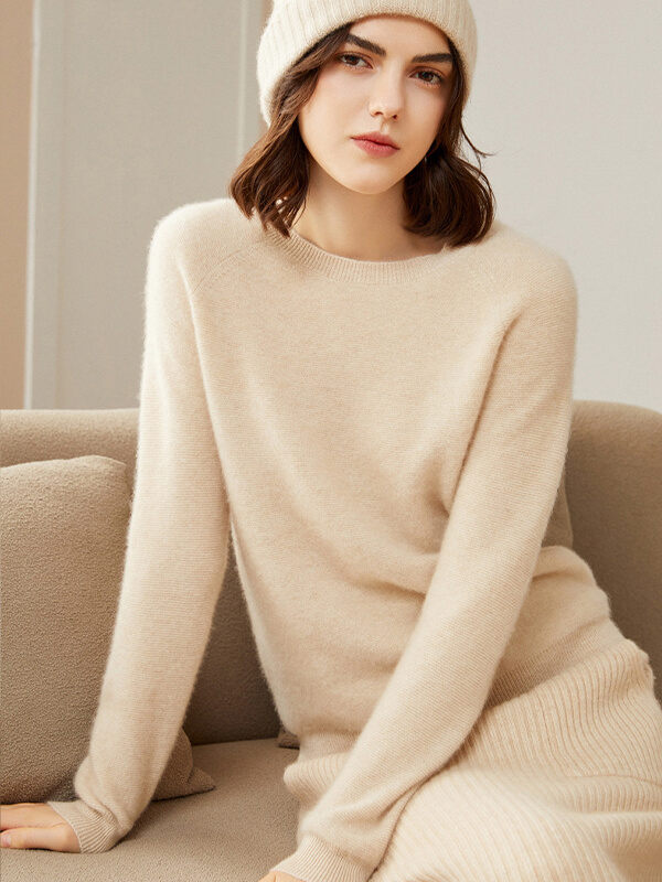 Raglan Sleeve Crewneck Cashmere Sweater