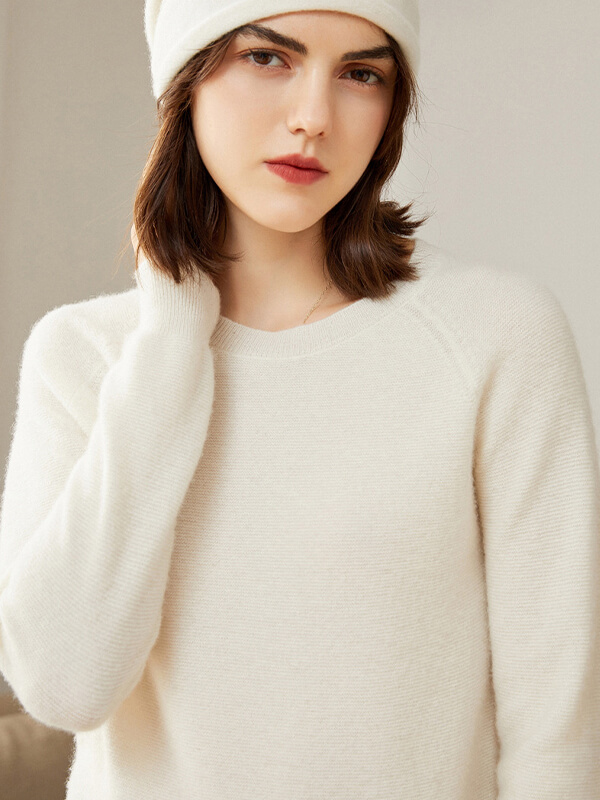 Raglan Sleeve Crewneck Cashmere Sweater