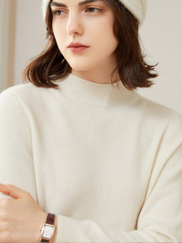 Classic Seamless Superfine Cashmere Mock-Neck Sweater