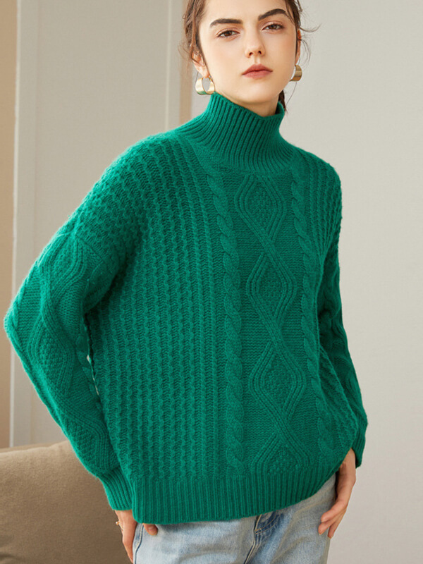 Cable-Knit Turtleneck Cashmere Sweater