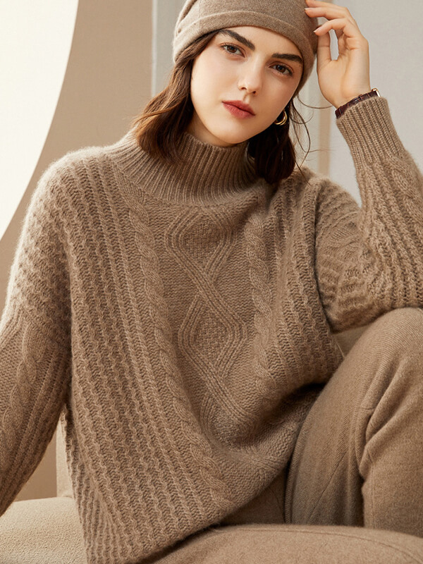 Cable-Knit Turtleneck Cashmere Sweater