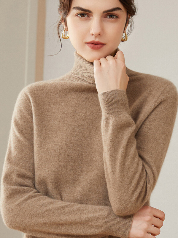 Classic Cashmere Turtleneck Sweater