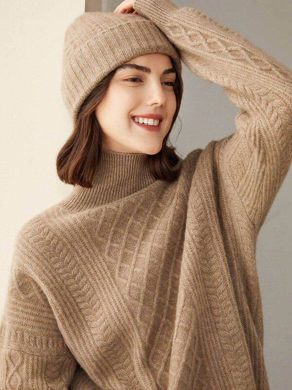 Women's 100% Cashmere Turtleneck Cable-Knit Plaid Sweater